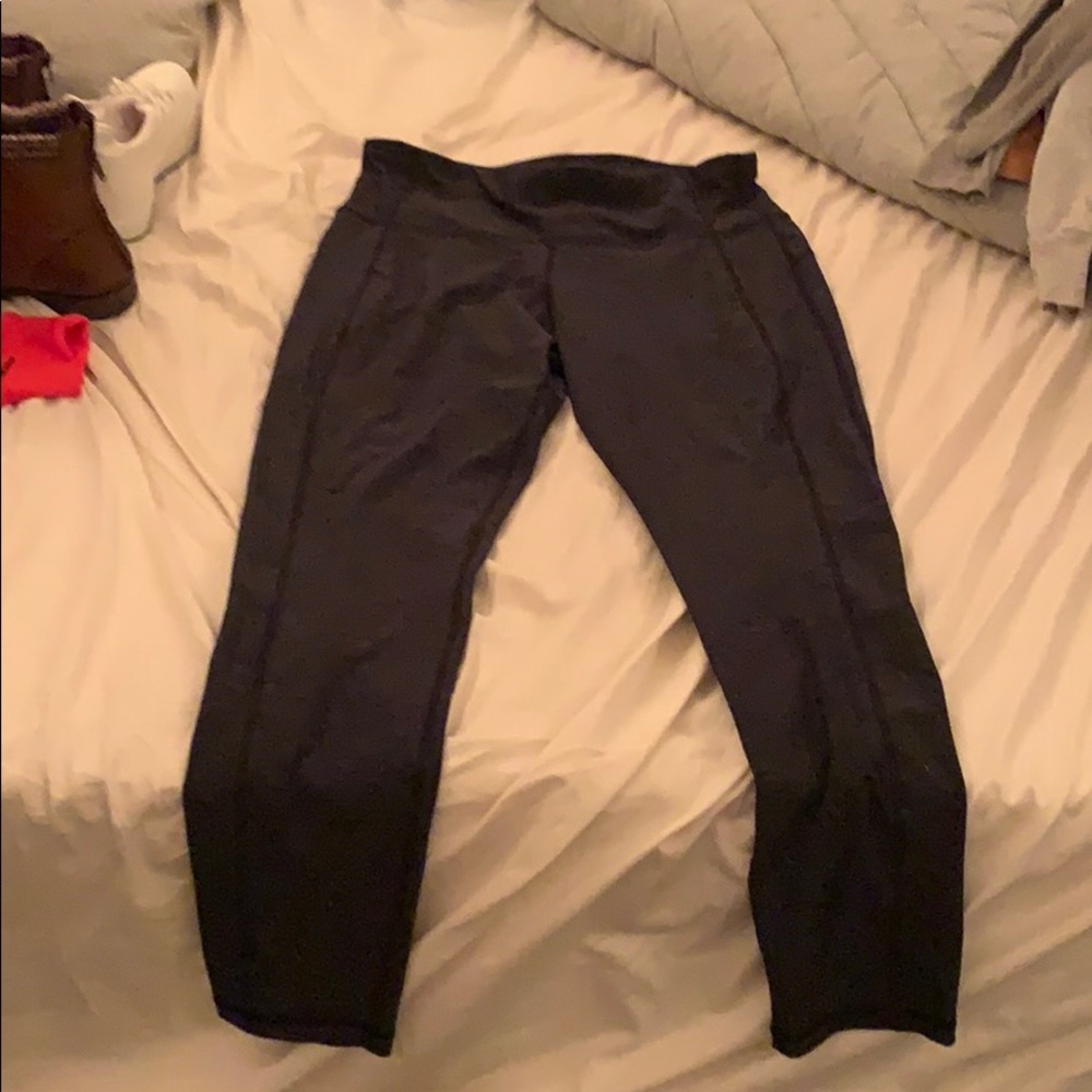 dark gray leggings